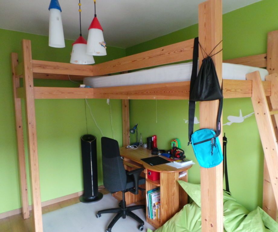 High platform bed