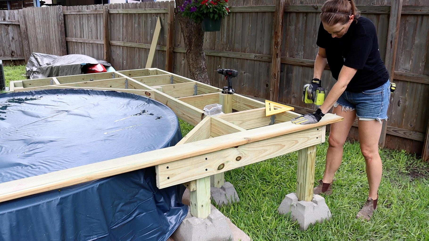 How to Build a Pool Deck: Step-by-Step Guide to Success