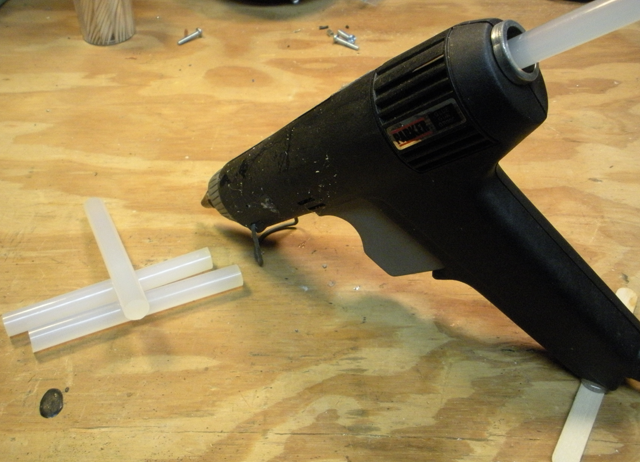 Easily Remove Dried Hot Glue (aka Hot Melt)