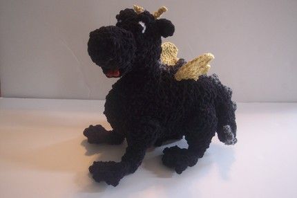 fluff the semi-magic dragon