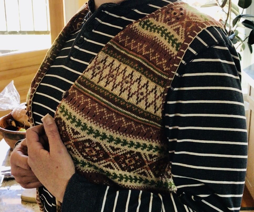 Slouch-Alert Vest