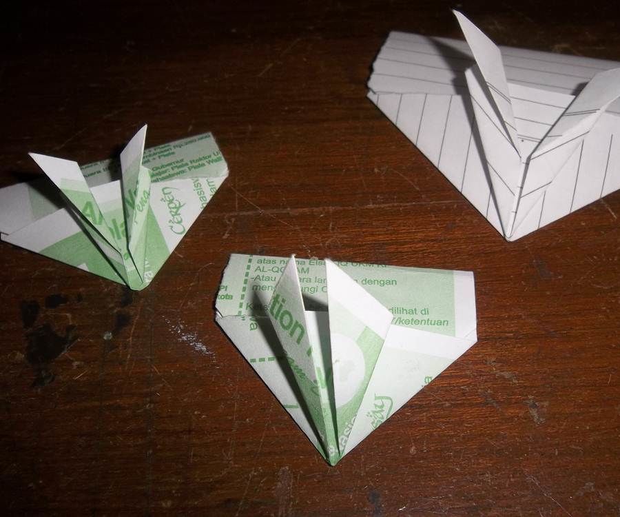 PAPER CAR: a Childhood Toy, Easy and Cheap