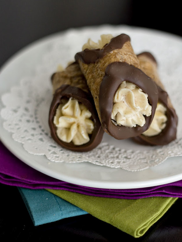 Mini Cinnamon Cannolis