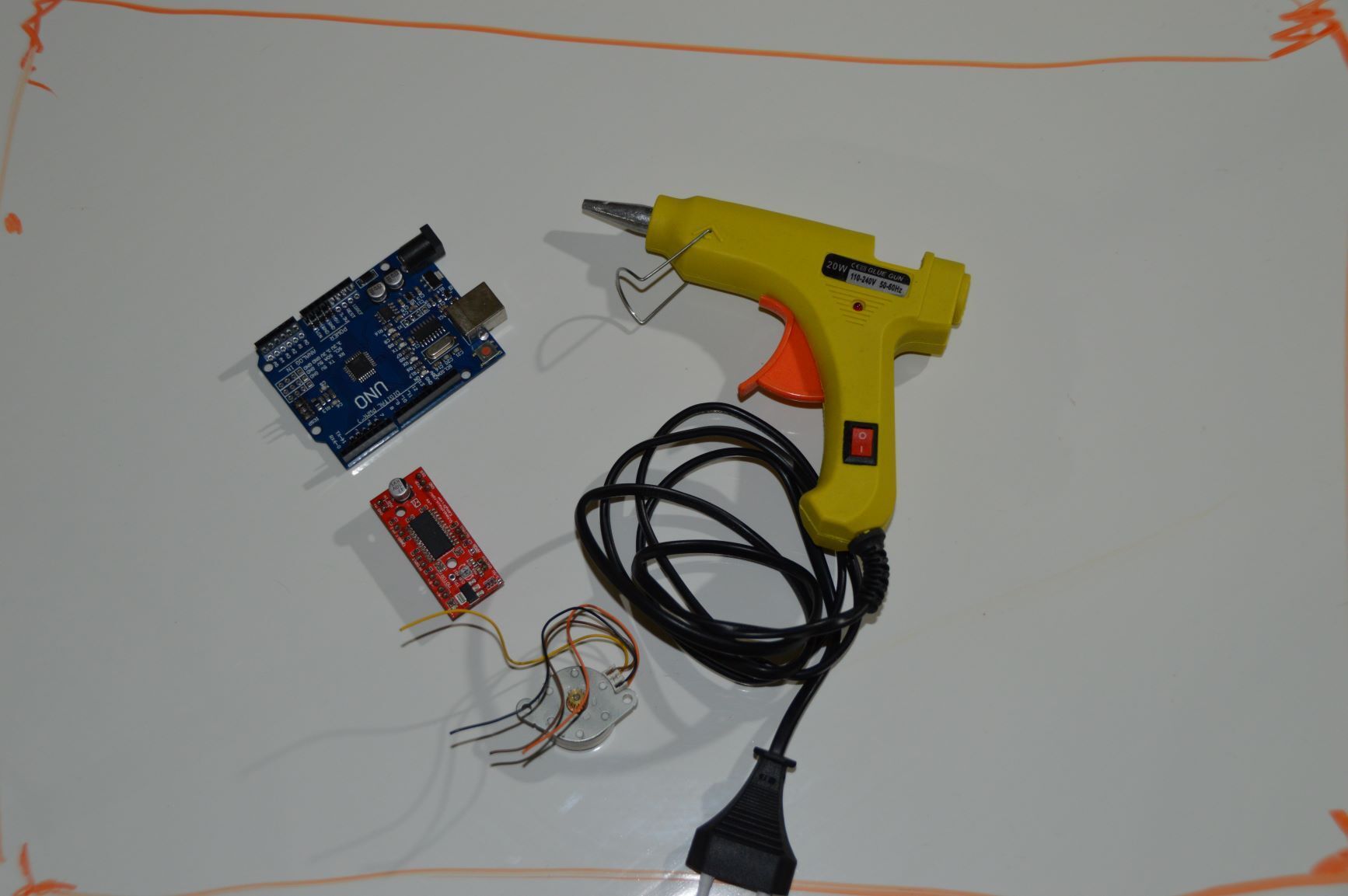 Motorized Recycled Plastic Bottle Glue Gun 6 Steps Instructables