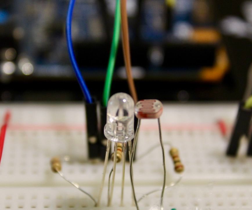 How to Use RGB LEDs to Identify Colours - DIY Colour Sensor