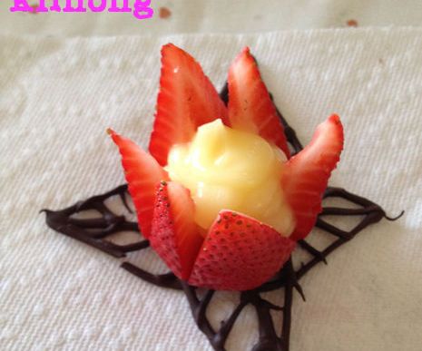 Strawberry and Cream Flowers