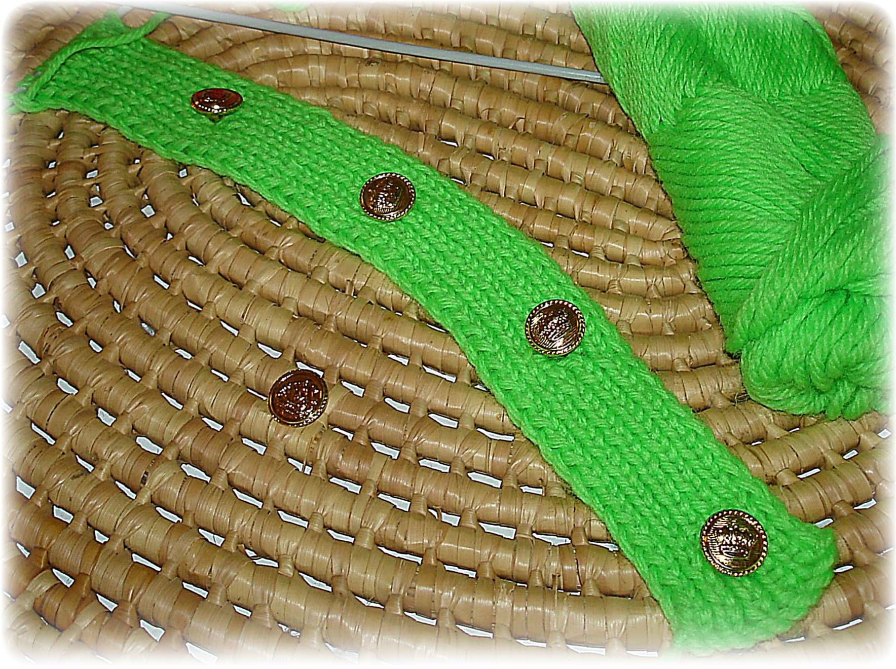 How to Knit a Ribbed Buttonhole Band for a Sweater or Cardigan