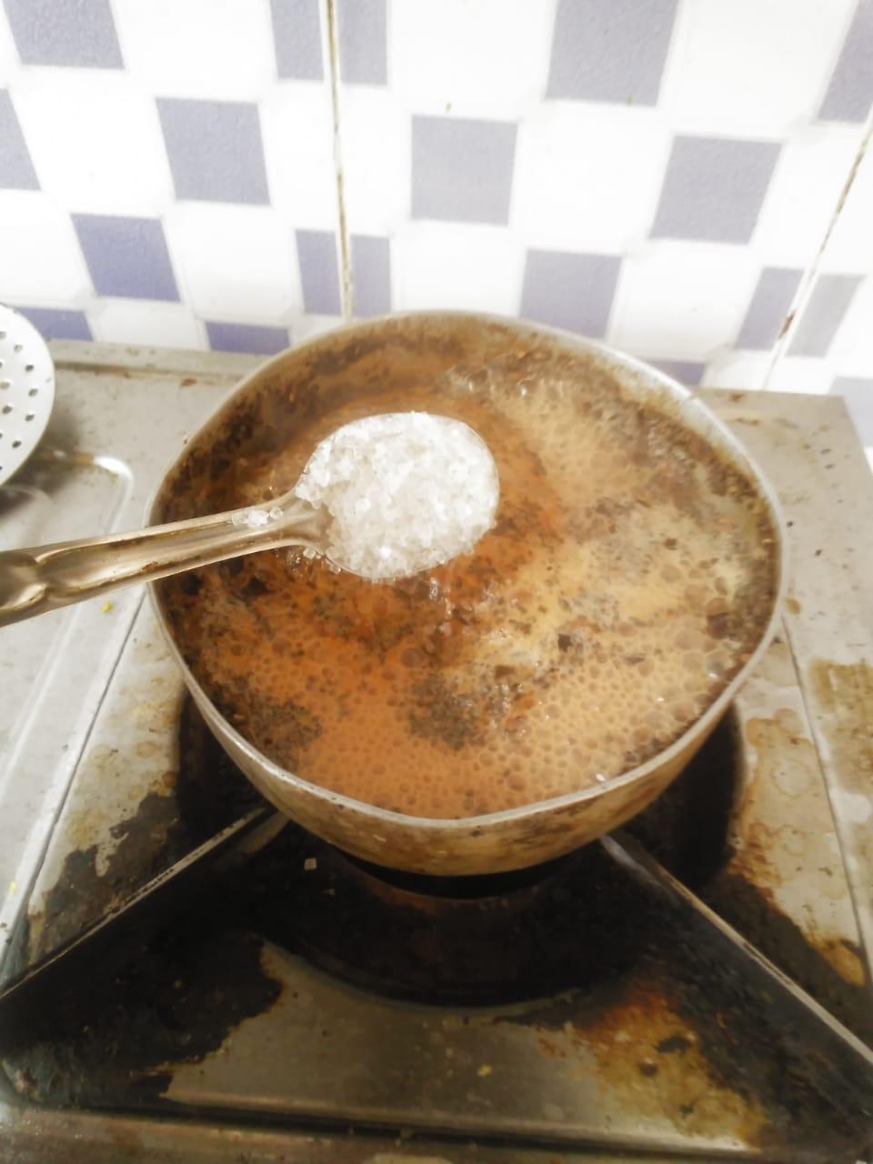 Making of Masala Milk Chay