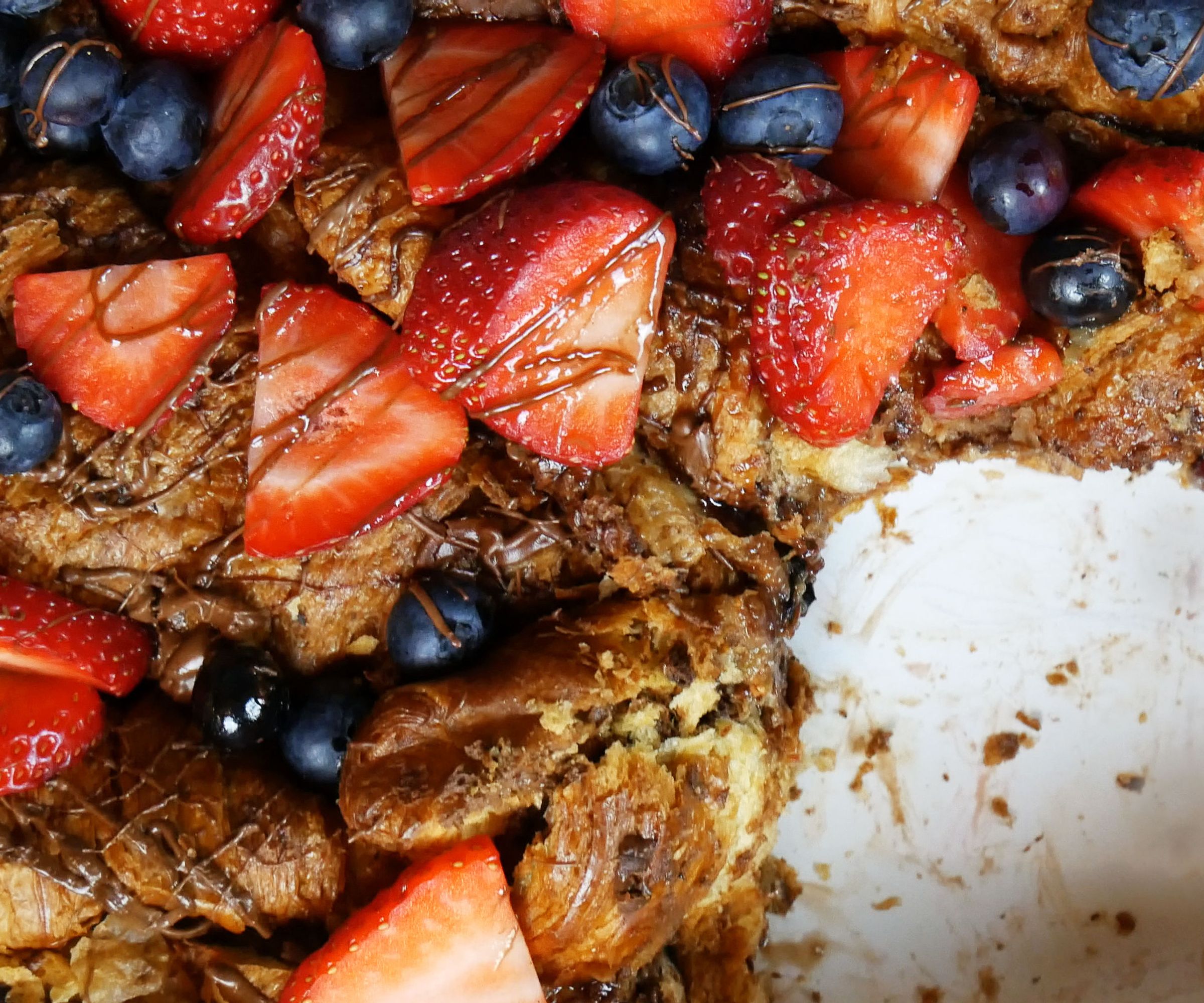 NUTELLA CROISSANT FRENCH TOAST BAKE