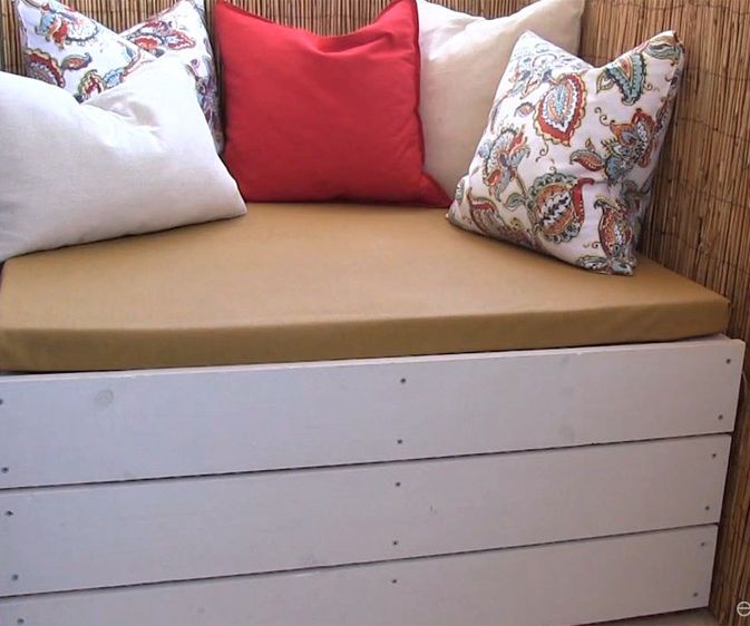 DIY Outdoor Storage Bench