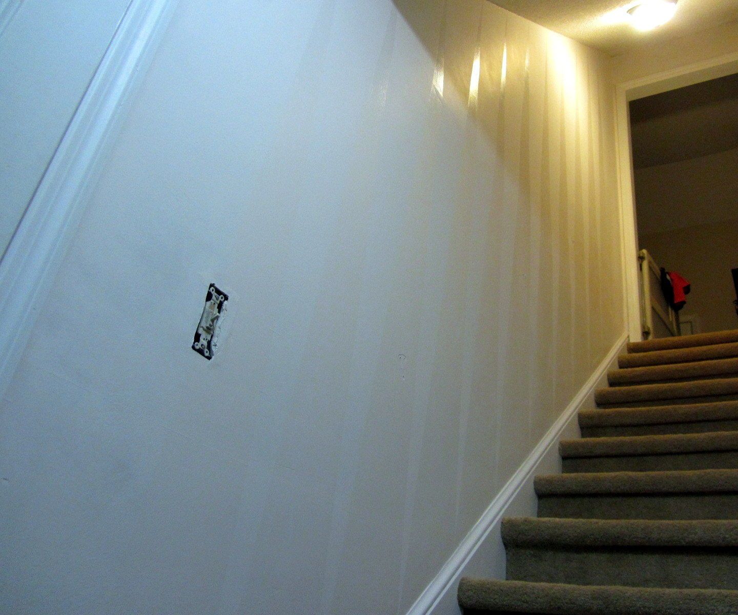 Painting with Texture: Less-Than-Monochrome Wall Design