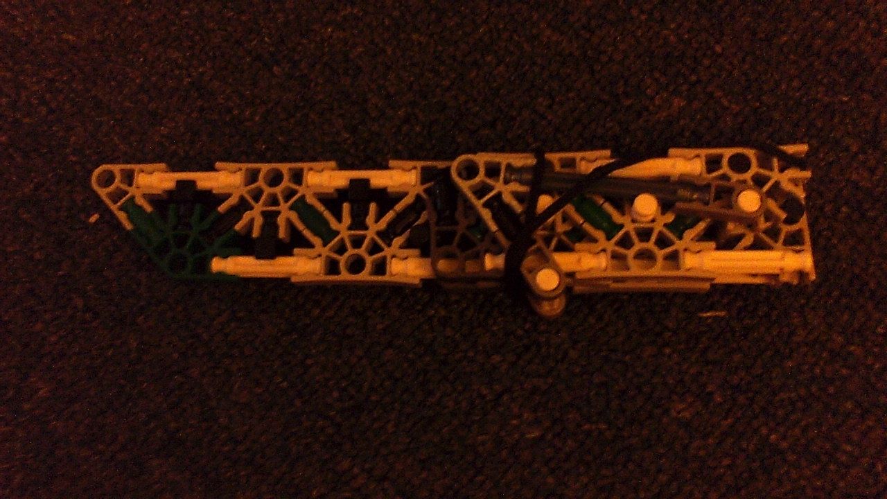 Knex Throwing Knife