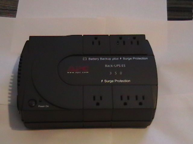 The Stealth Router: How to fit a computer inside an UPS case.