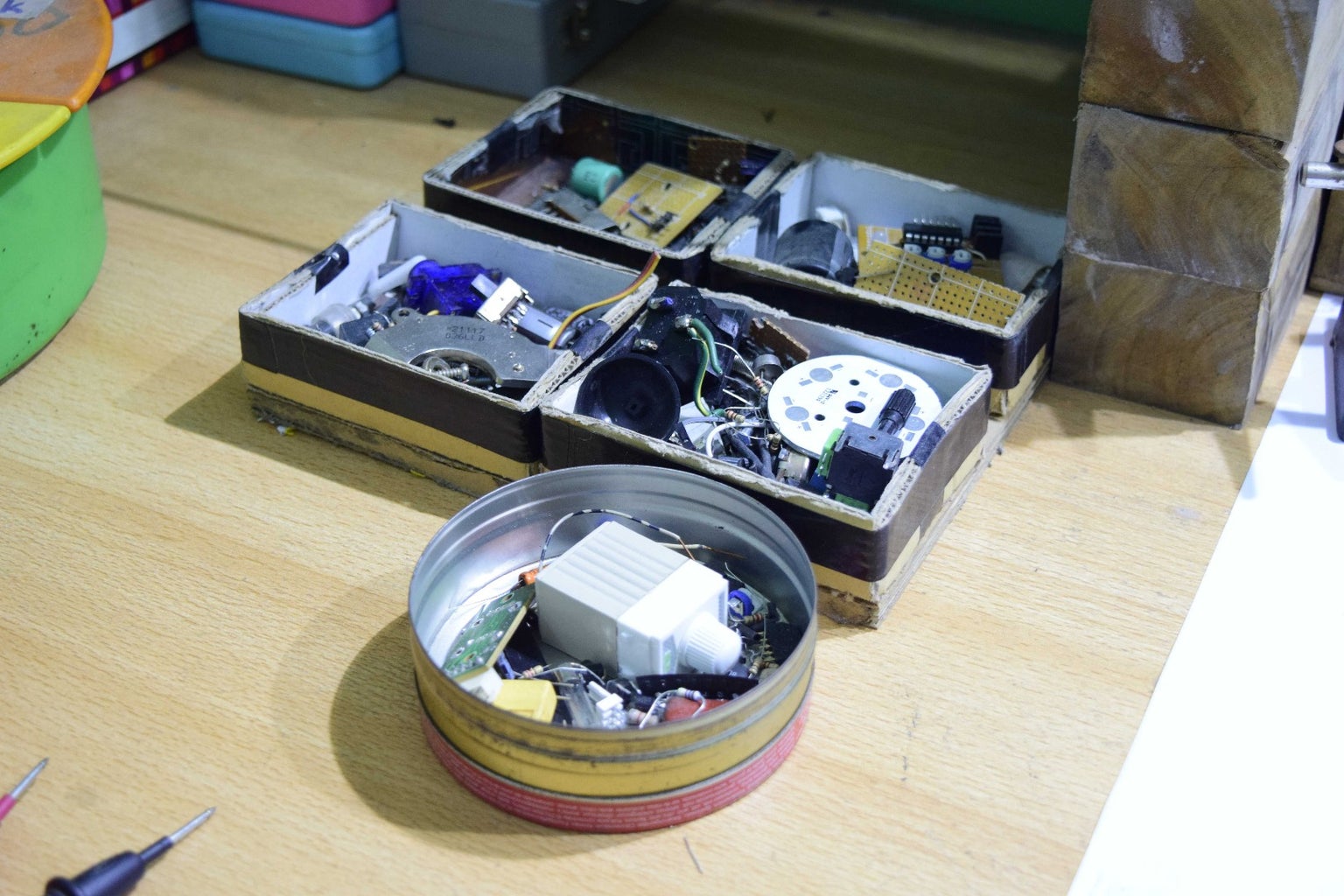 Setting Up the Perfect Electronics Workplace : 16 Steps (with Pictures ... Circuit Diagram