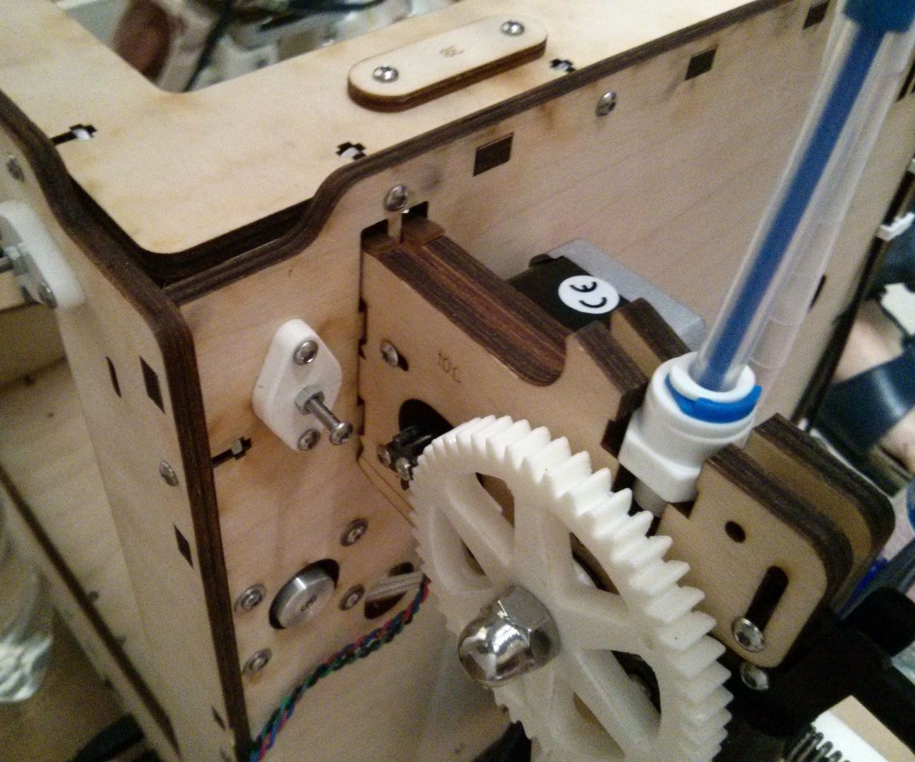 UMO+ Extruder  "Silencer"
