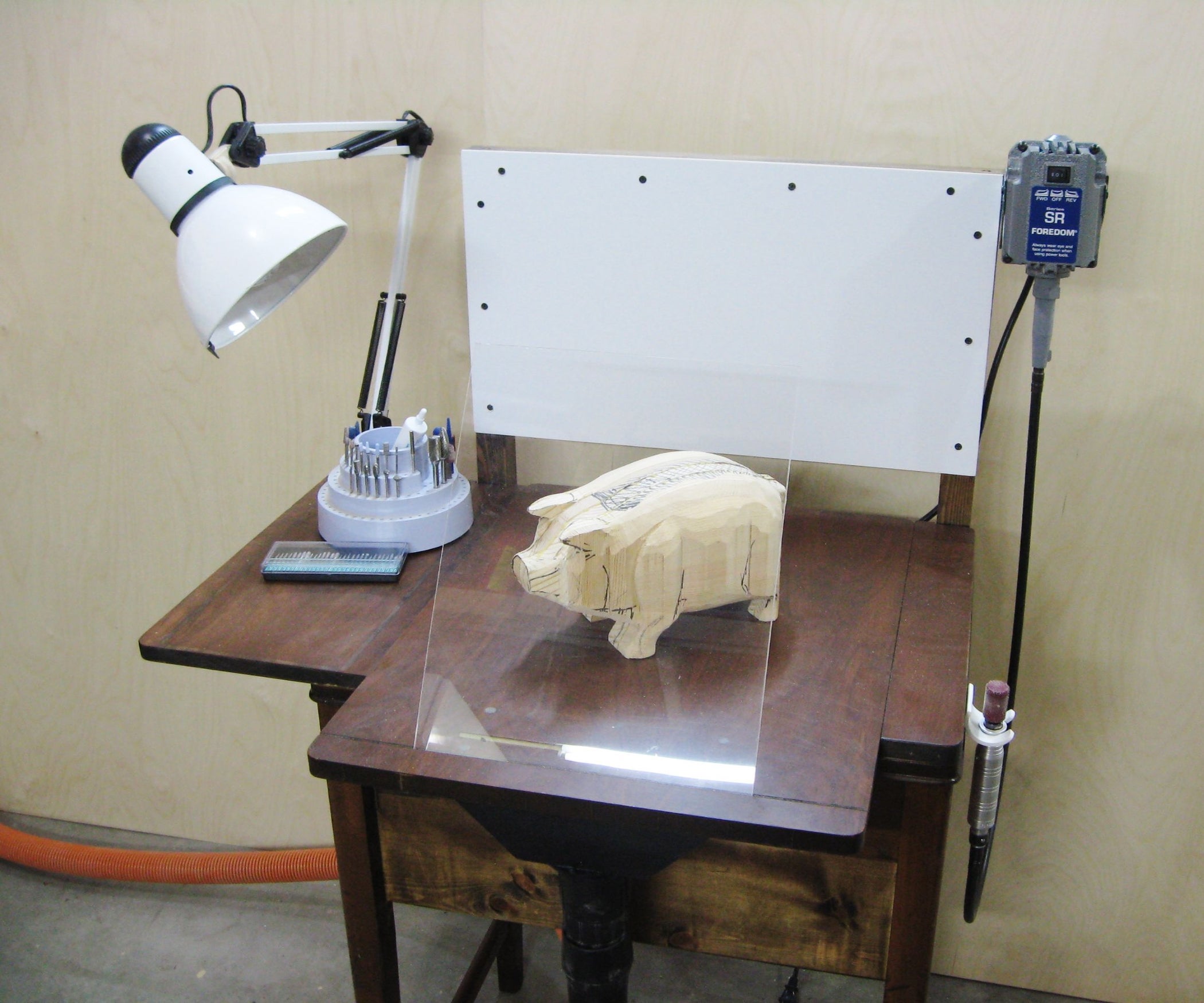 Wood Carving Station From Old Sewing Table 14 Steps (with Pictures