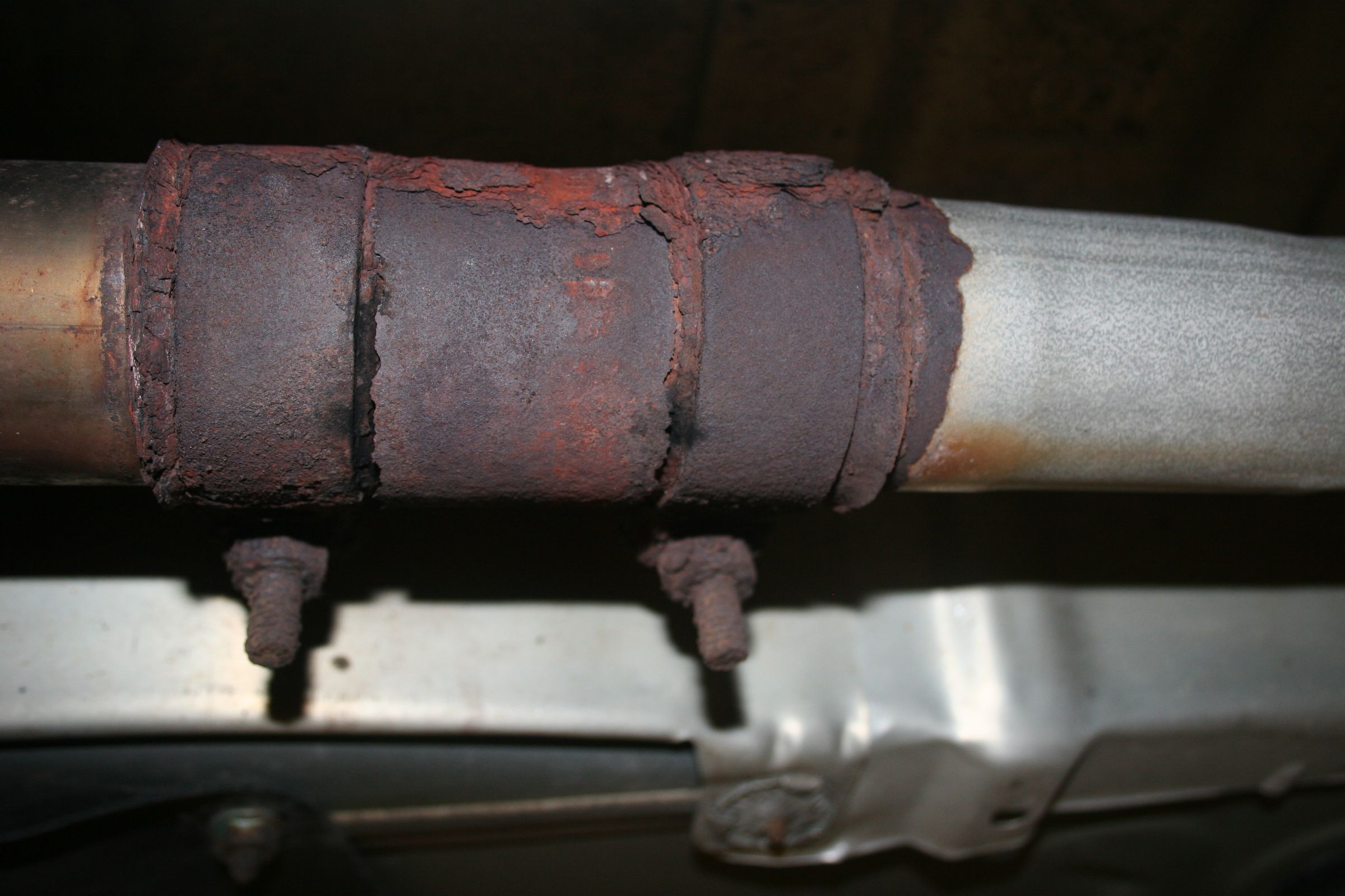 How to Fix Your Muffler With a Hose Clamp at Instructables