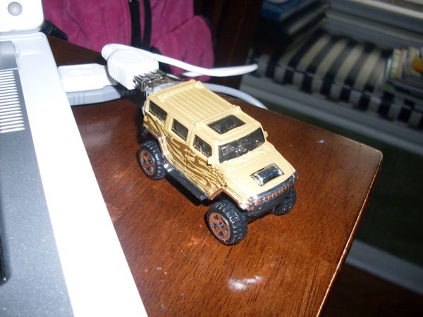 Hummer Flash Drive