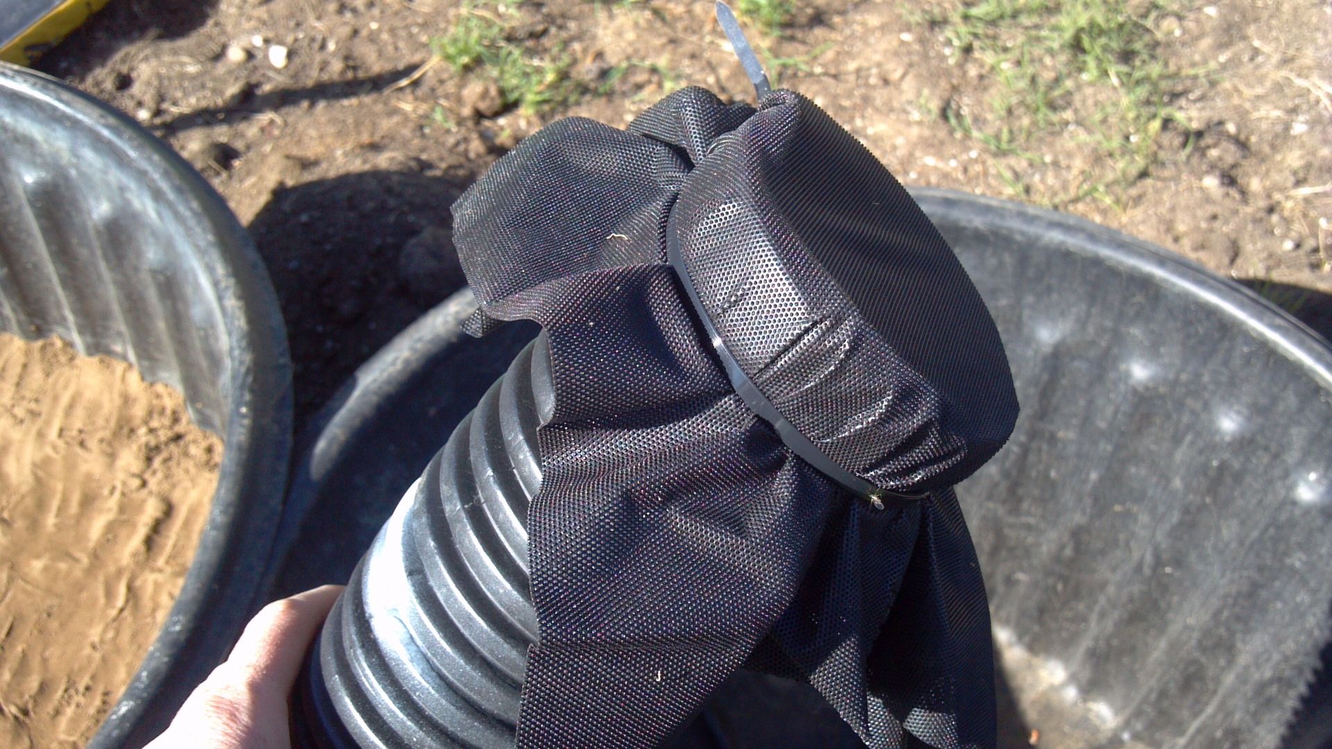 Reservoir Bins Make Gardening Easy 4 Steps (with Pictures