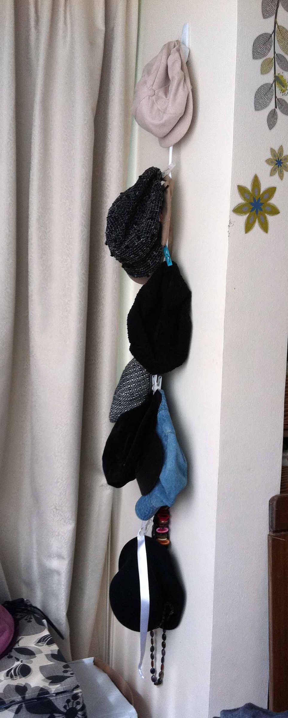 Hat/Jokey Hanger to Save Space