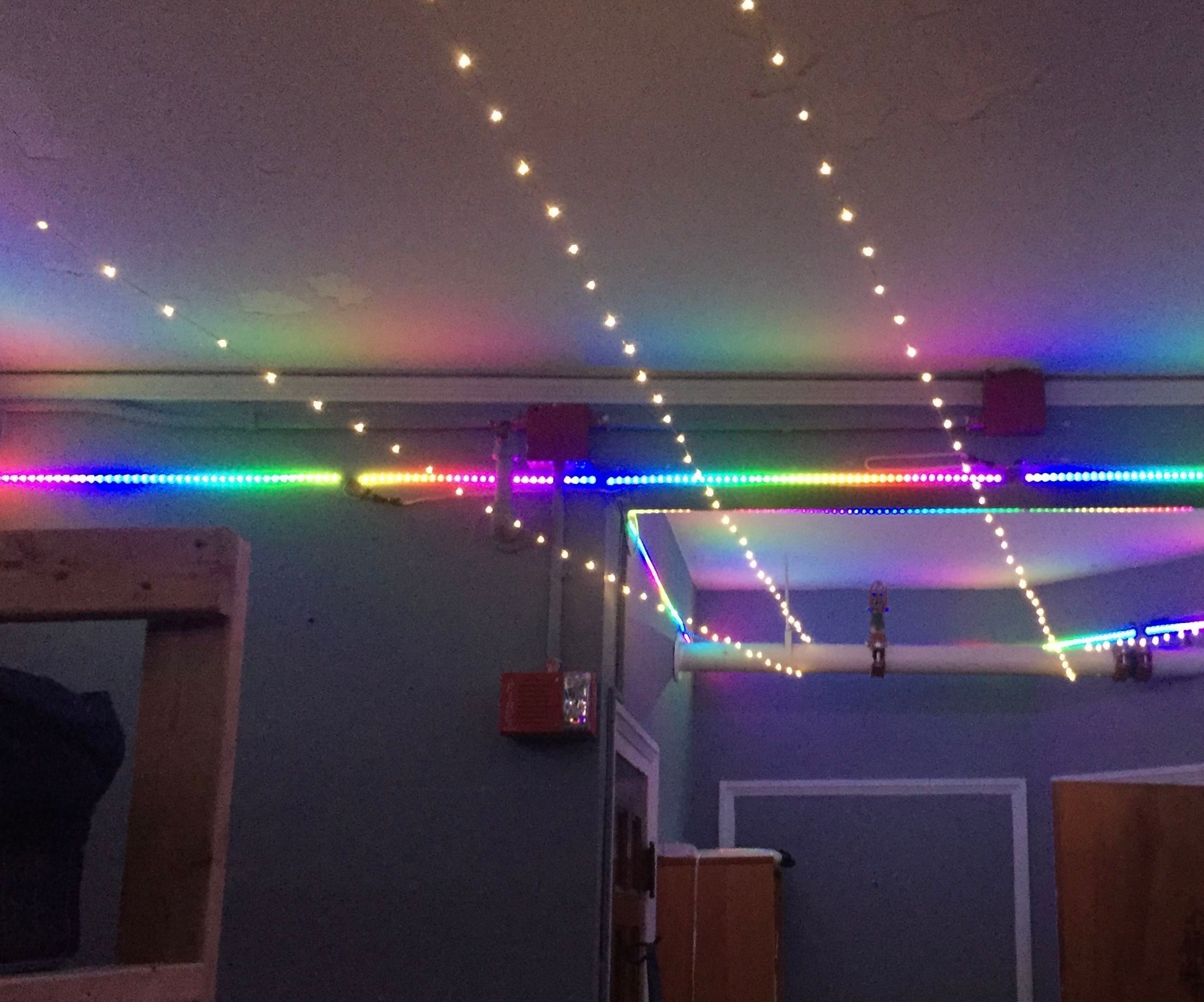 Smartphone Controlled Bluetooth LEDs (with Live Music Sync)