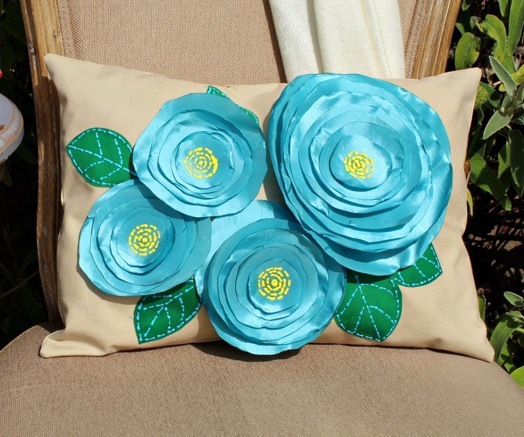 No Sew Flower Pillows