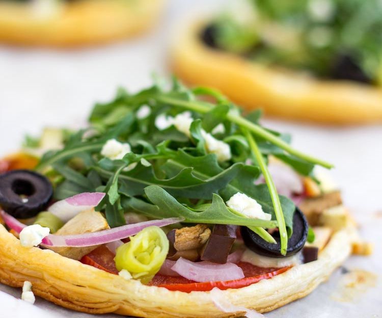 Mini Vegetarian Puff Pastry Pizzas