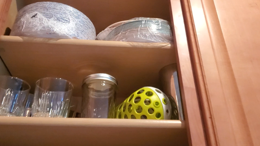 how to trap bees outside