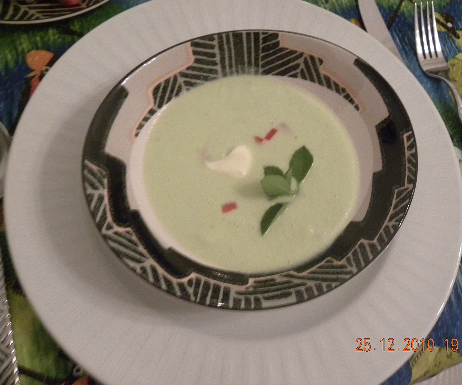 Cold Cucumber Soup With Yogurt and Fresh Basil