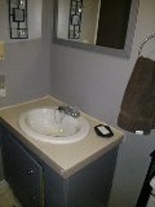 How to Dress Up Your Bathroom Countertop