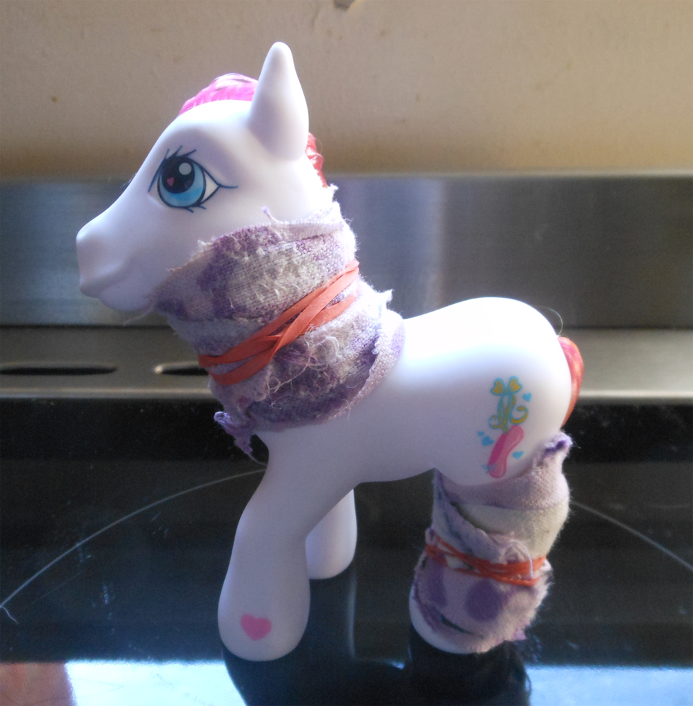 My Little Pony Frizzy Matted Hair Fix. 6 Steps Instructables