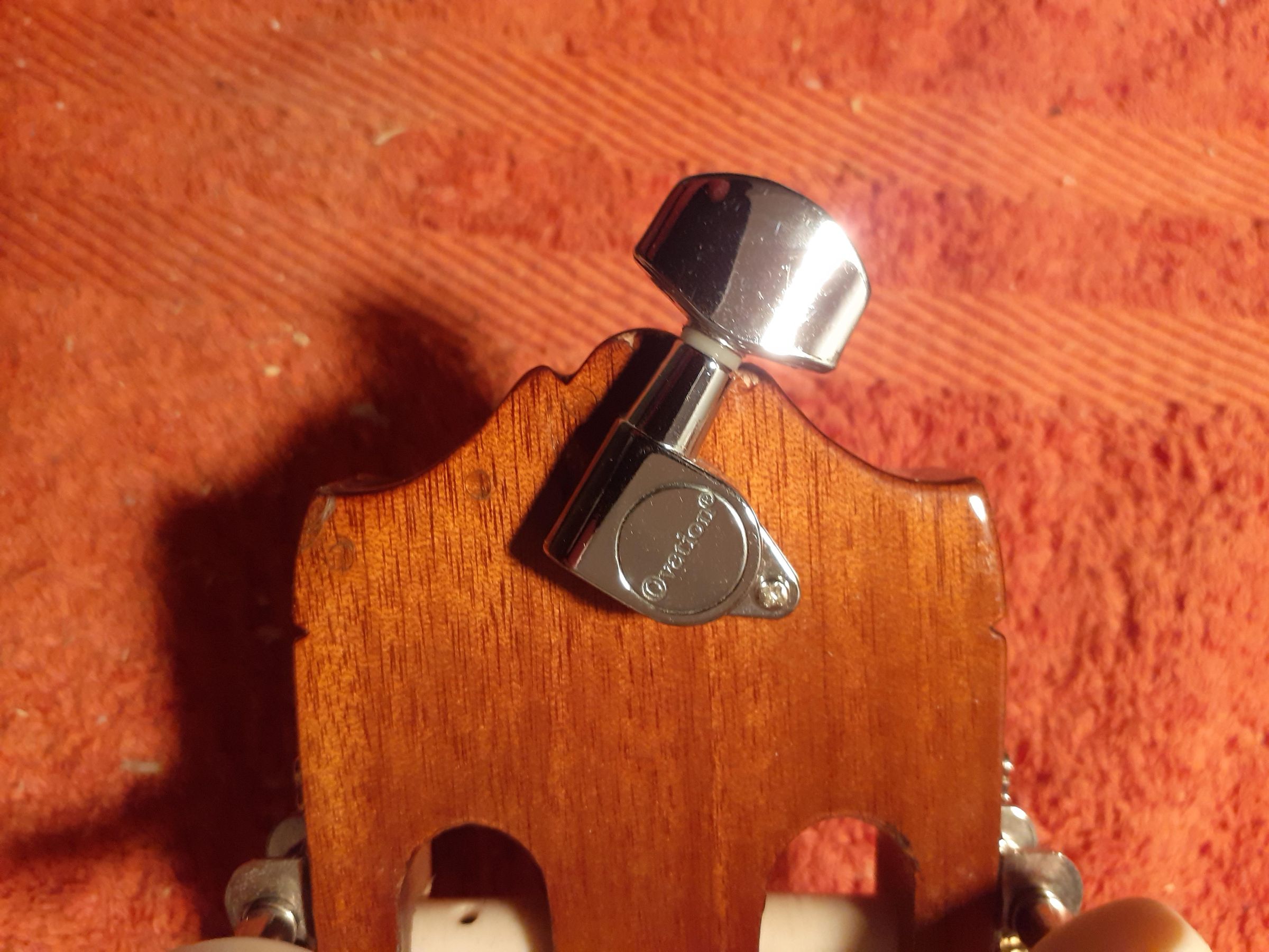 7 String Guitar From a 6 String Guitar. Model Z7.2 9 Steps (with