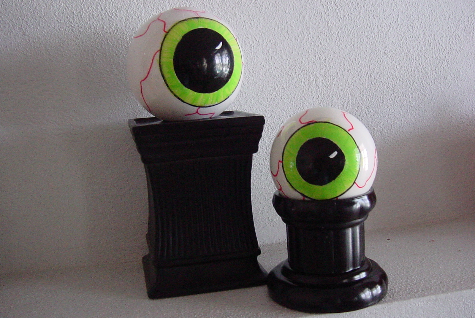 CREEPY Halloween Eyes  EEK