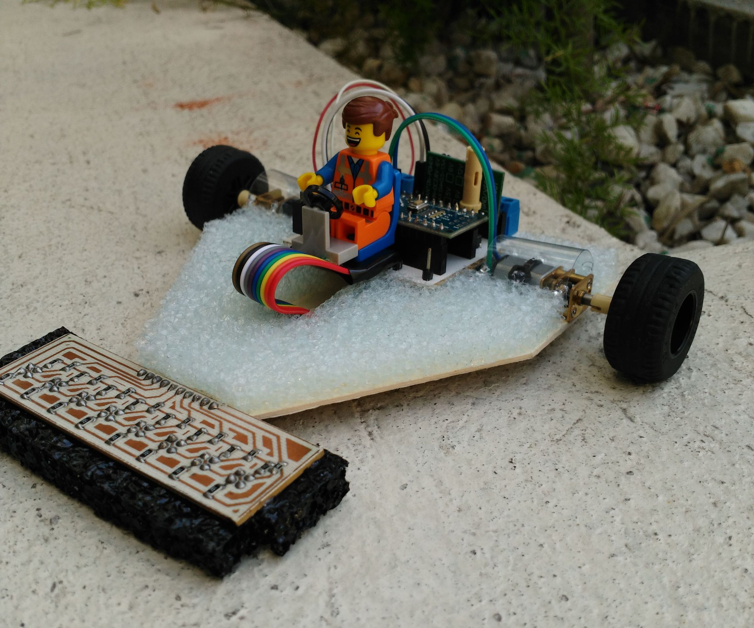 Following line Arduino PCB