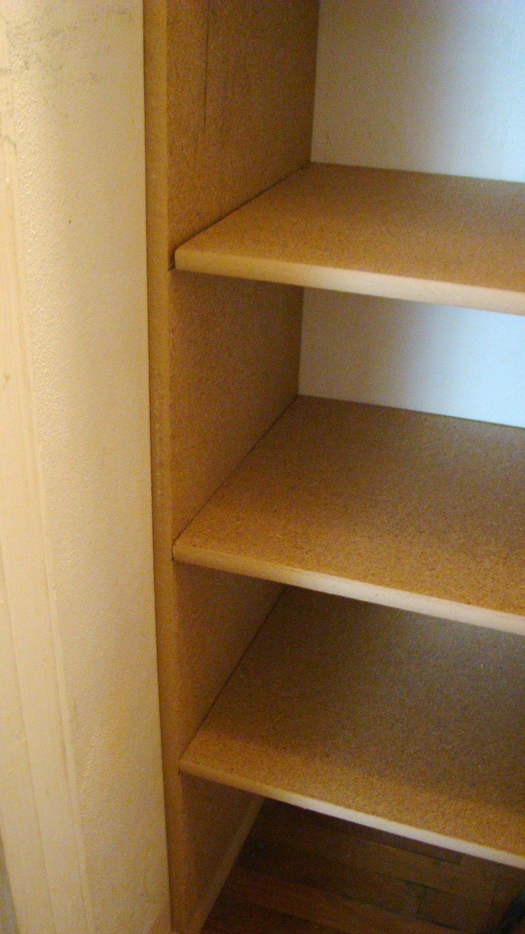 Almost TOOL-LESS DIYers CUSTOM SHELVES : 8 Steps - Instructables