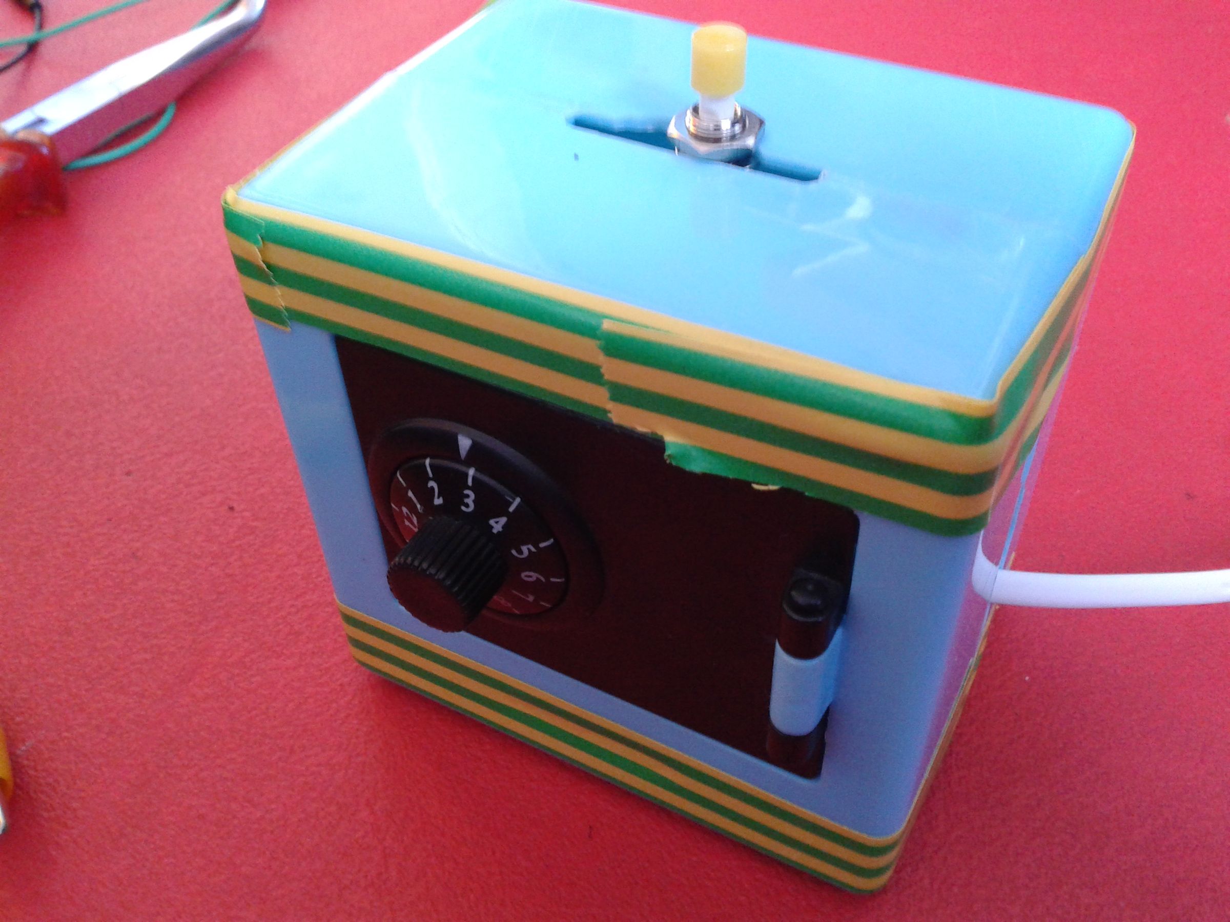 Simple Morse Code Toy (works With Rj11 Phone Cables)