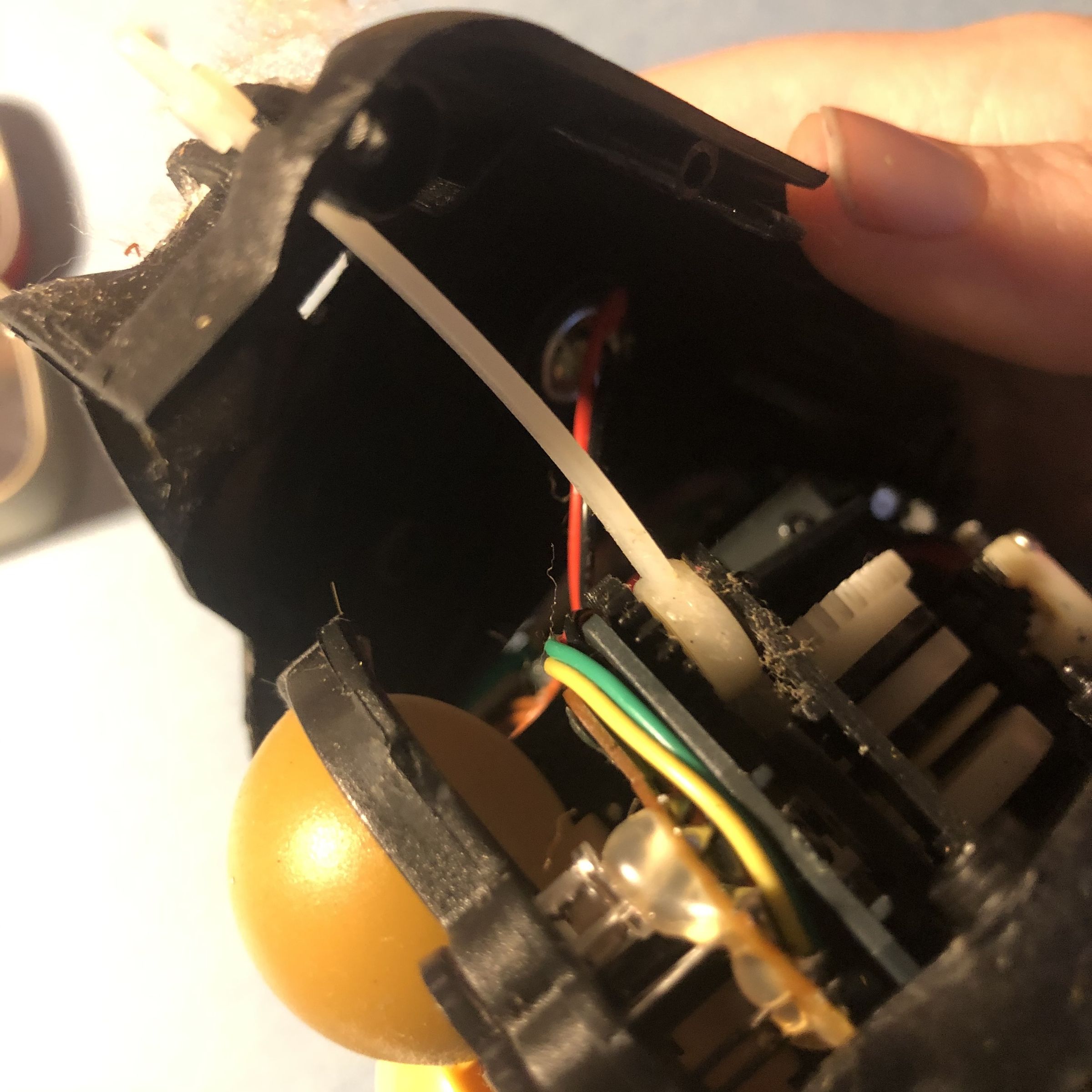 Furby Surgery and Speaker Replacement (unfinished) 7 Steps