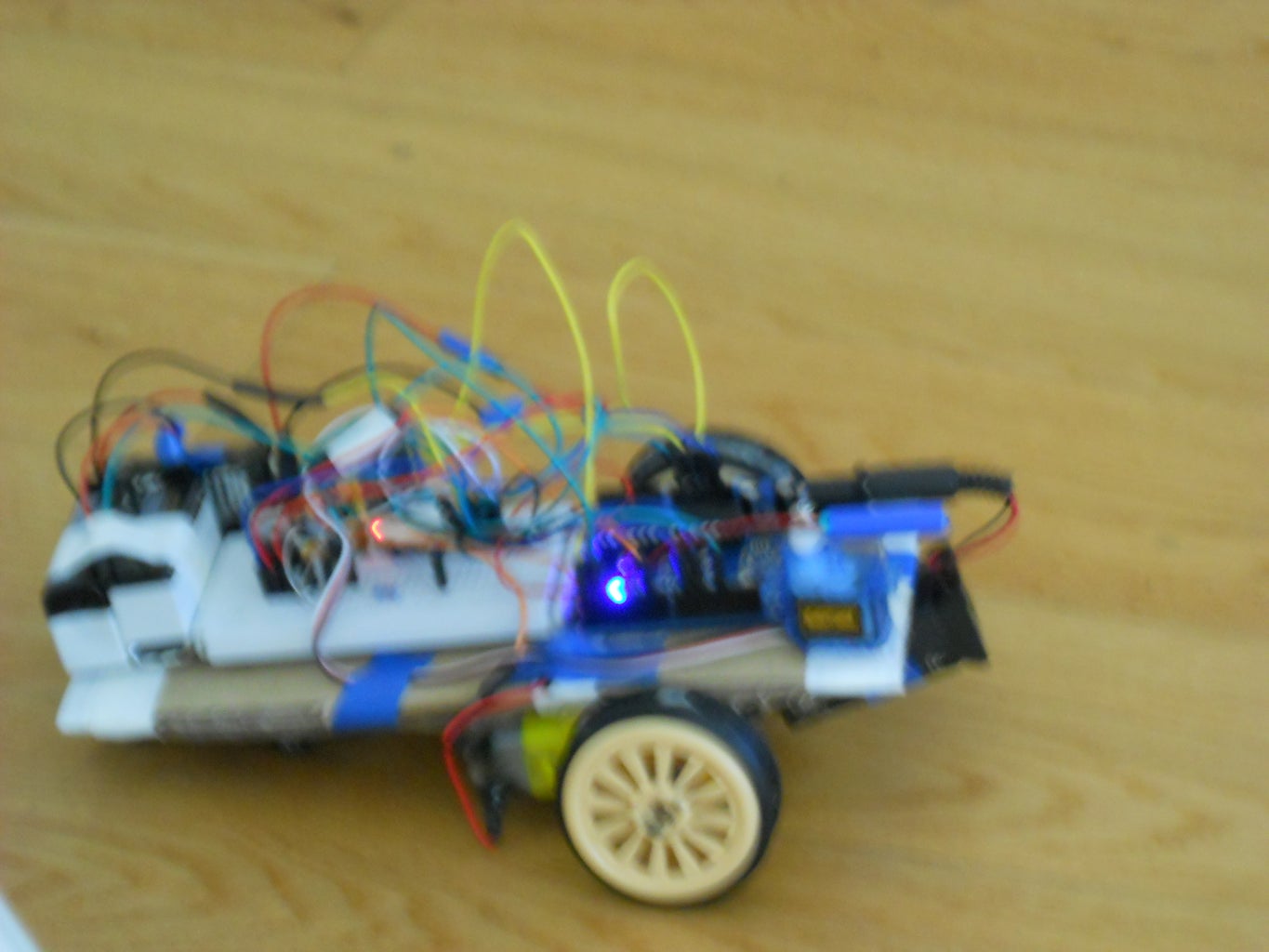 Remote Controlled Arduino Car - Instructables