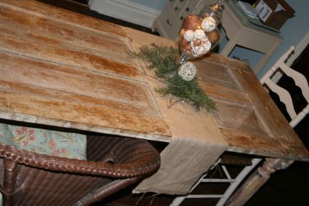 Trash to Treasure: an Old Wooden Door Picked From the Trash Becomes a Dinning Room Table