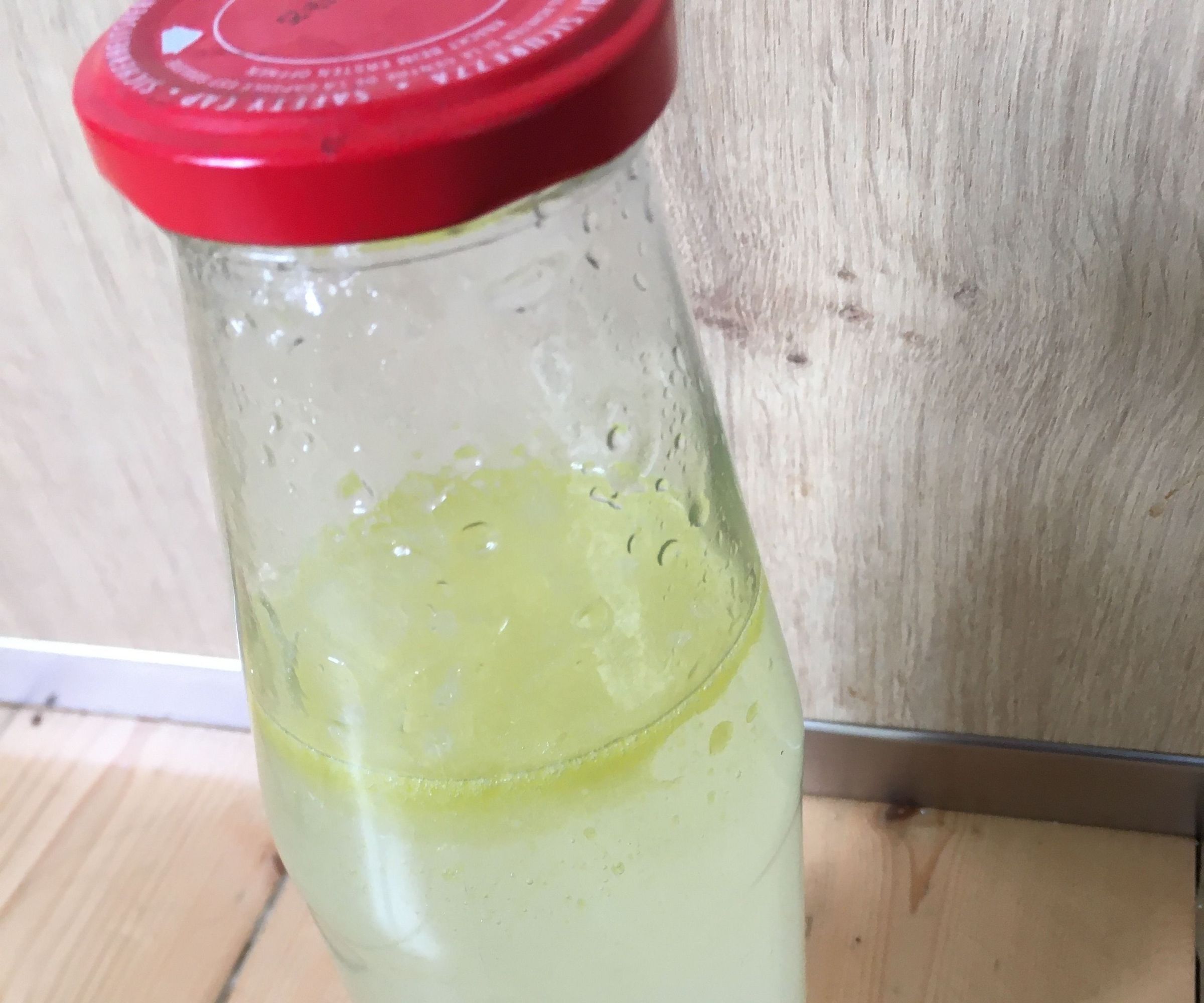 Selbstgemachter Holzreiniger