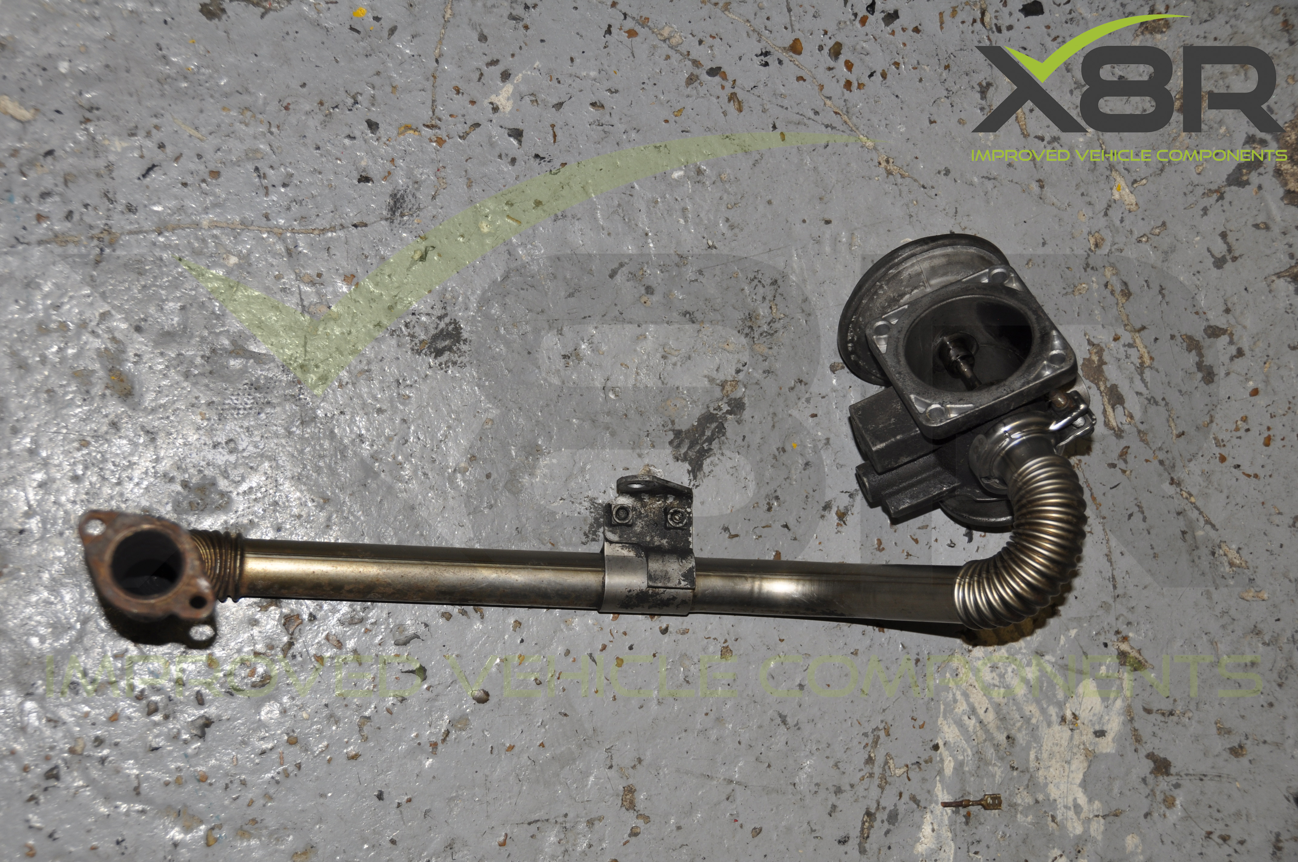 LAND ROVER DISCOVERY MK2 MK II DEFENDER 2.5 TD5 EGR Valve Removal Pipe