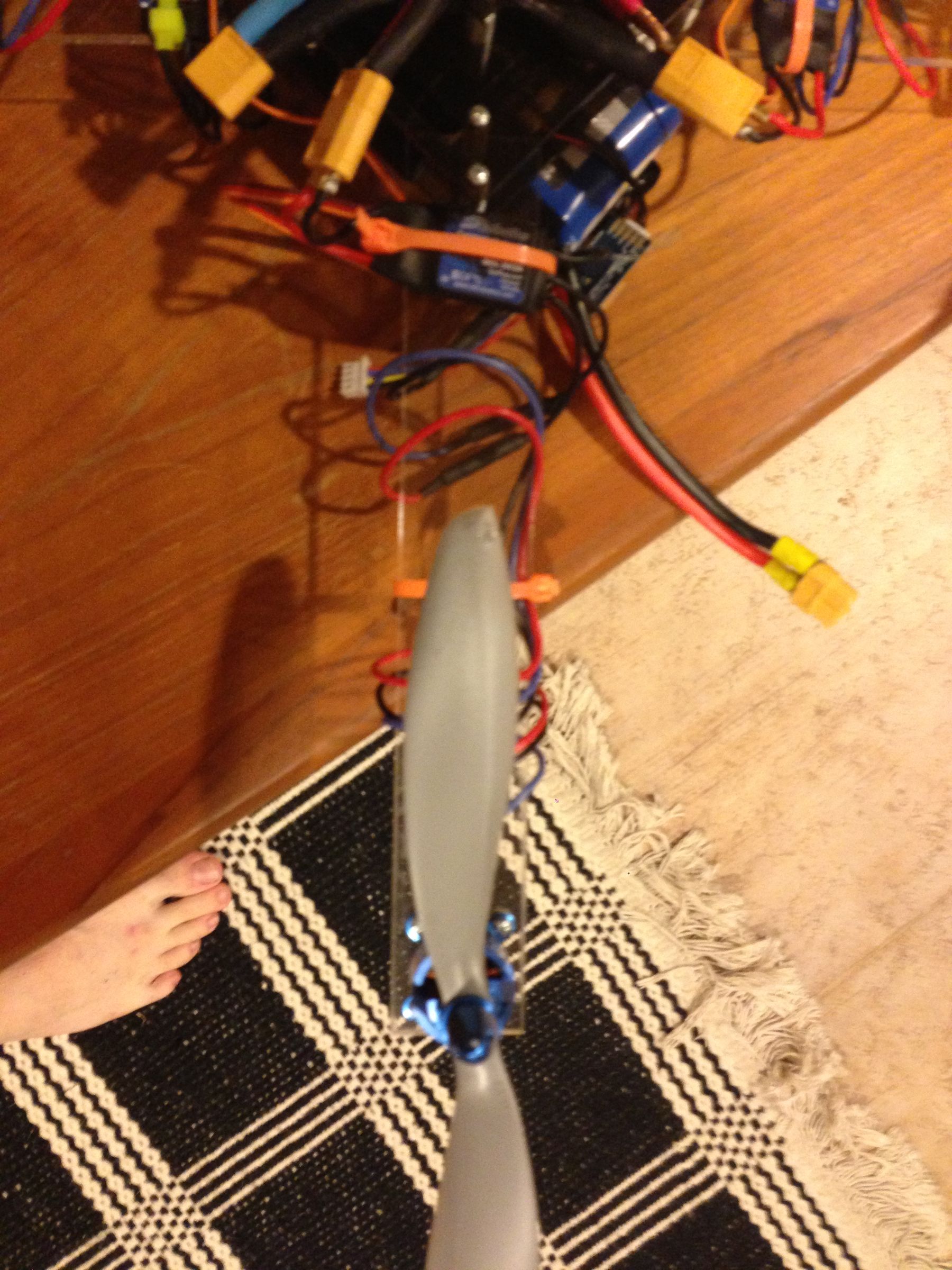 Scratch Build Your Own Quadcopter! 6 Steps (with Pictures