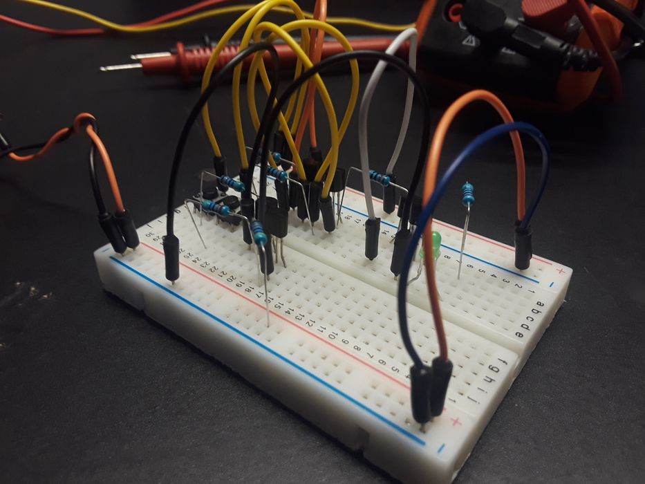 Make an XOR Gate Out of Transistors : 6 Steps - Instructables