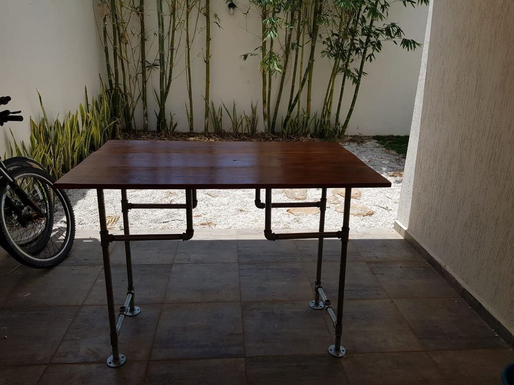 Standing Desk With Wood and Pipes : 4 Steps (with Pictures) - Instructables, image size:1024x768