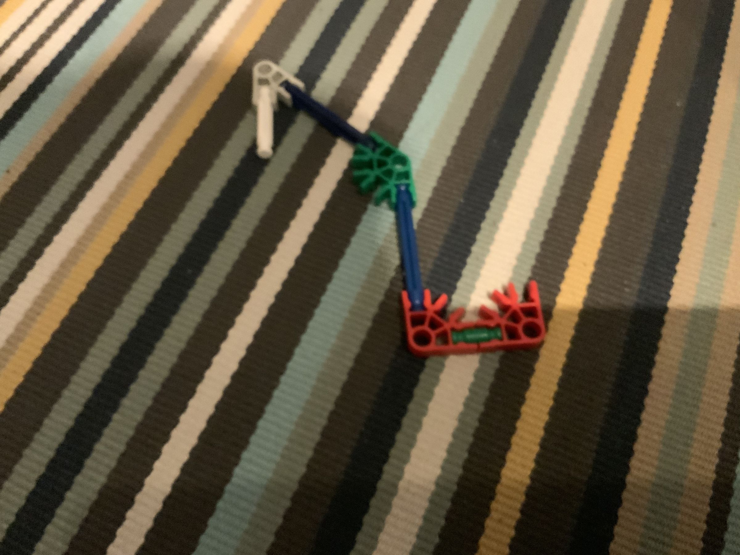 Knex Tiny Coat Hanger 3 Steps Instructables