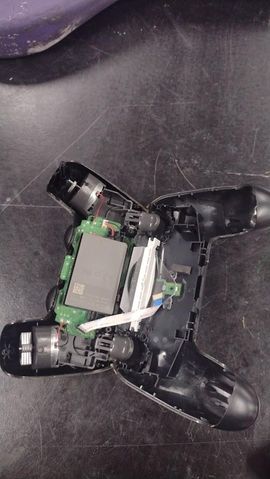 How to Take Apart a PS4 Controller for Repairs : 4 Steps - Instructables