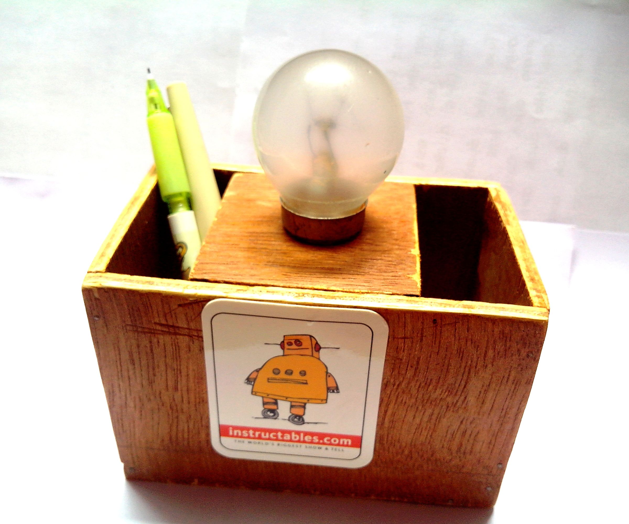 Voice Controlled Desk Lamp (SMS Notifier) 