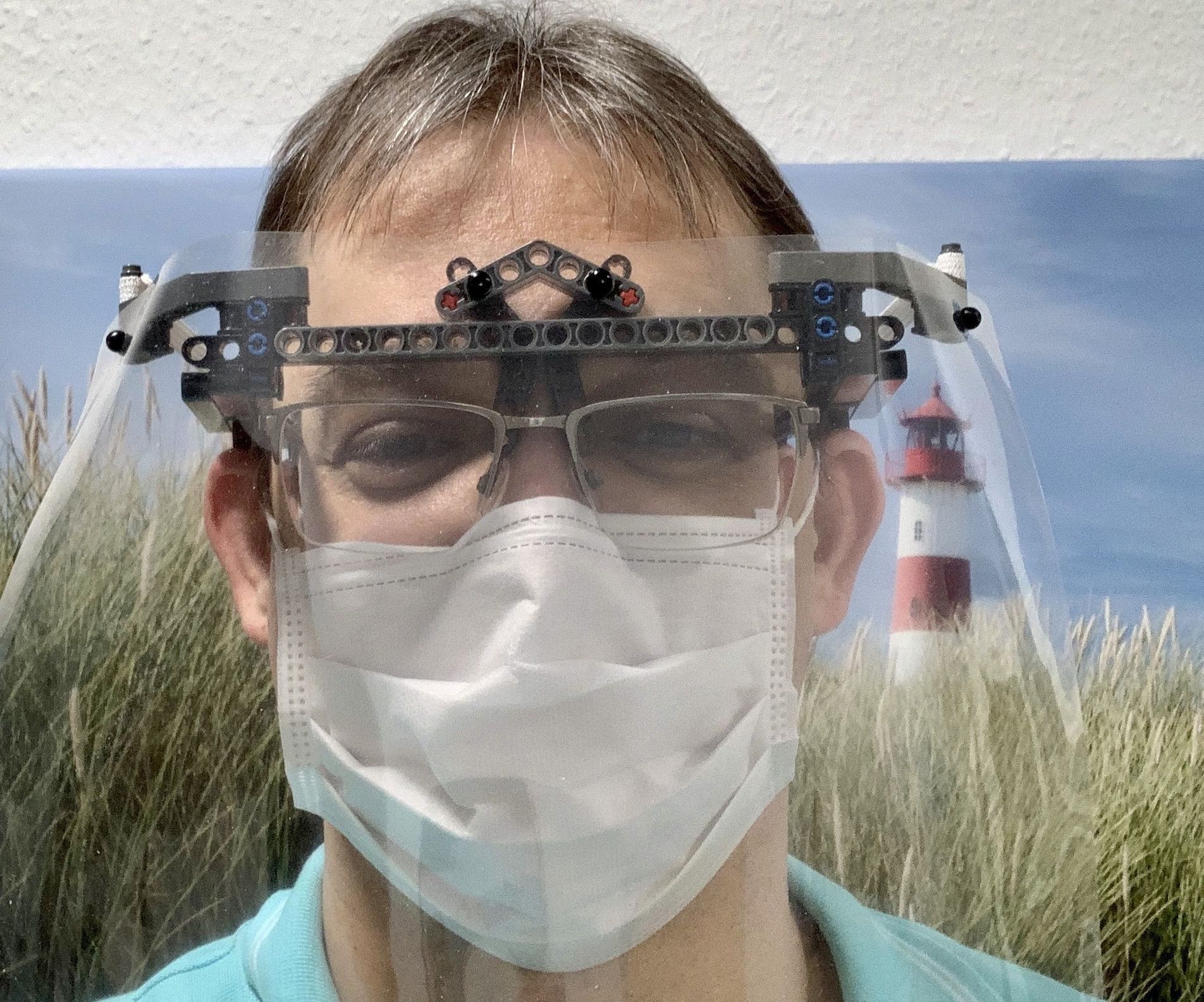 DIY Face Shield (using Lego Technic Bricks)