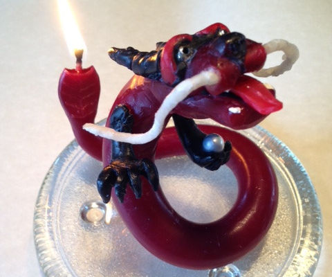 DIY Wax Candle Dragon Sculpture