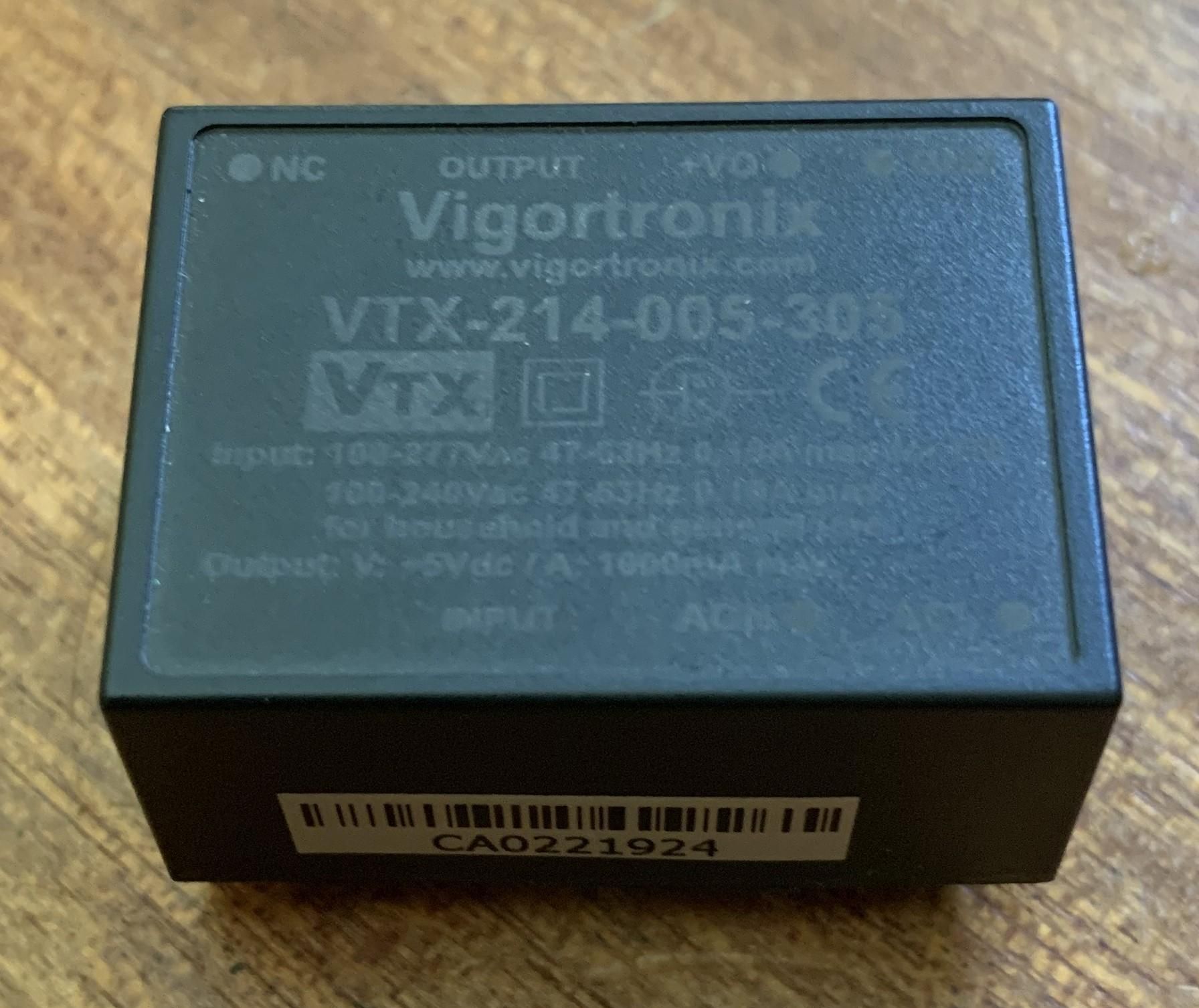 Relè VTX-214-010-212 12V 0.833A 4 Pin – Componente Elettronico Per Controllo E Commutazione